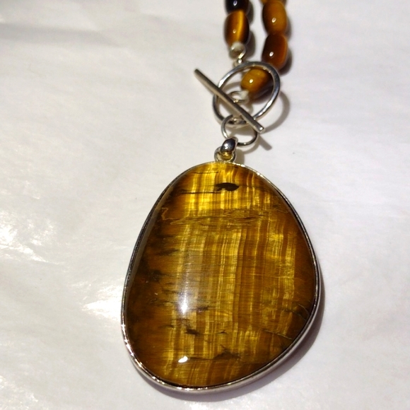 Tiger eye medallion in sterling silver--a  Stunnin - Picture 10 of 12